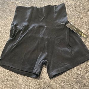 Women’s Small Yoga Shorts